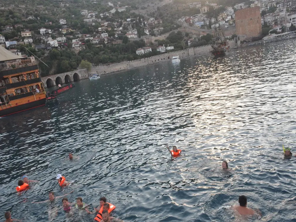 Alanya Night Safari & Boat Tour: An Unforgettable Evening Adventure
