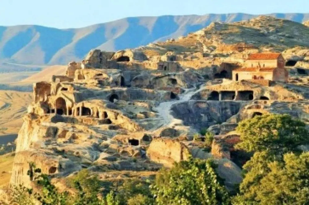 Uplistsikhe Cave City & Gori Tour with Lunch