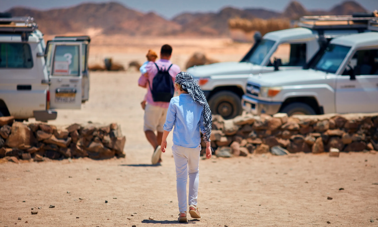 Colored Canyon, Blue Hole & Dahab Day Trip