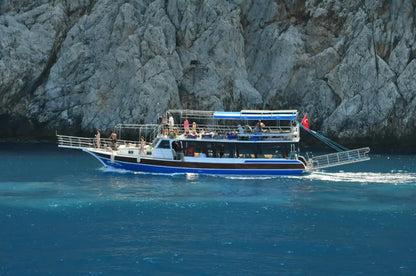 Alanya: Boat Tour with Unlimited Soft Drinks Lunch & Hotel Pickup