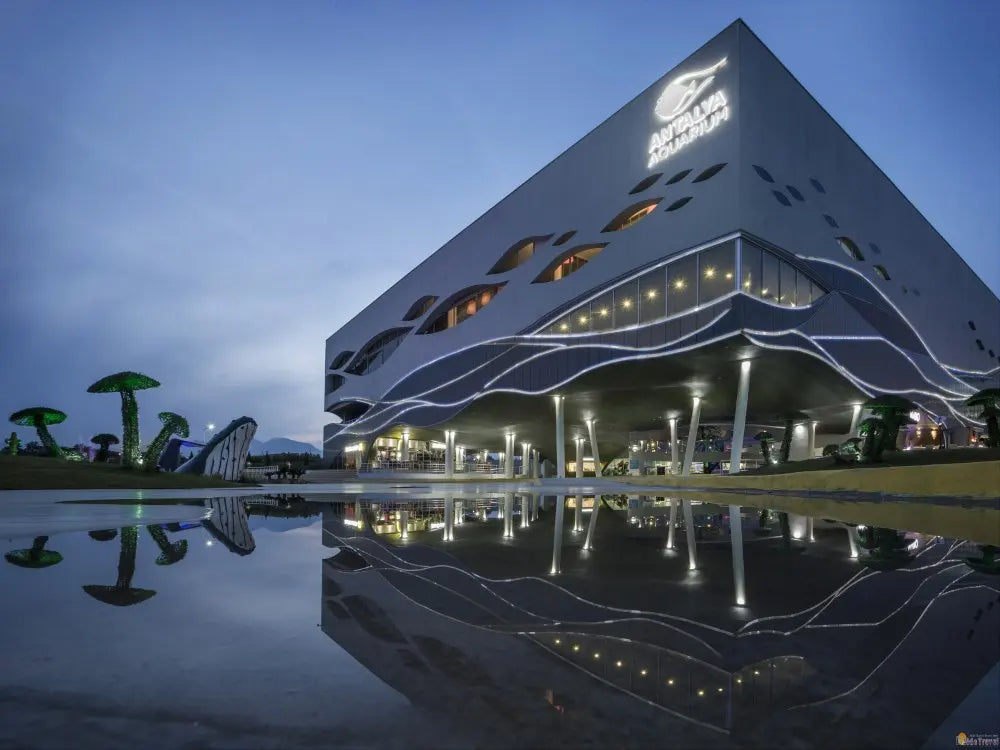 Aquarium & Face2Face Wax Museum from Antalya