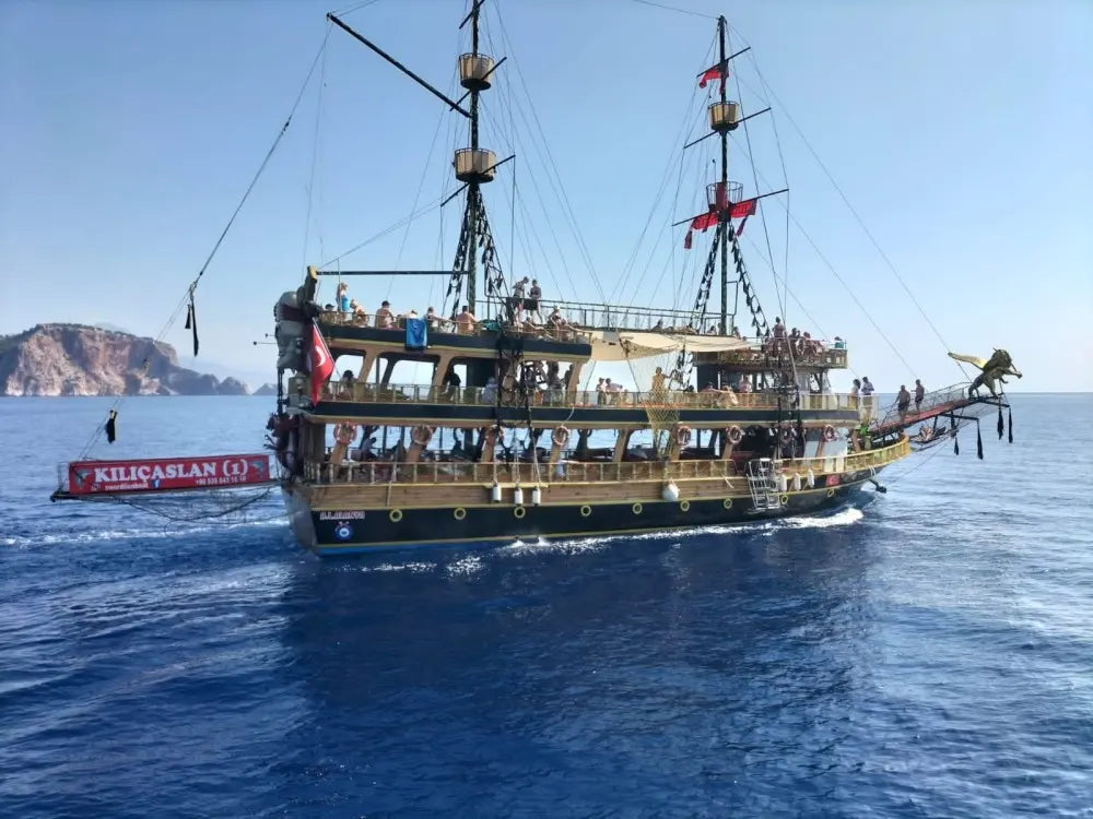 Alanya Pirate Boat Trip with Lunch & Unlimited Soft Drinks