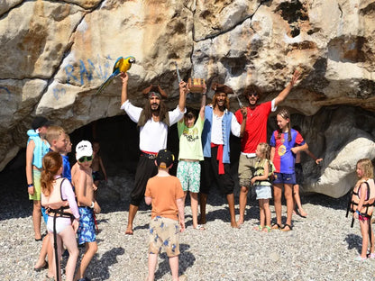 Alanya Pirate Boat Trip with Lunch & Unlimited Soft Drinks