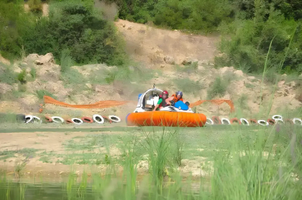 Hovercraft Safari Experience in Nature