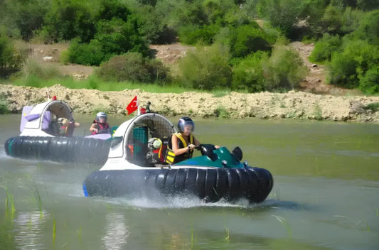 Hovercraft Safari Experience in Nature